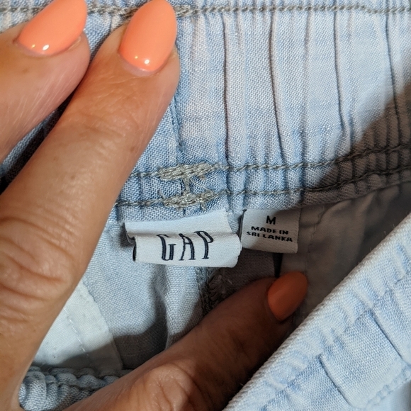GAP PAPER BAG Shorts 🌞 Lightweight Denim BAGGY Shorts | Size M EUC - Picture 9 of 11